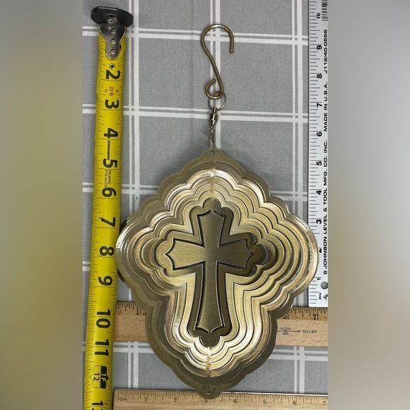 Cross Wind Spinner 12” Sparkly Gold Finish Made in USA - Picture 5 of 5